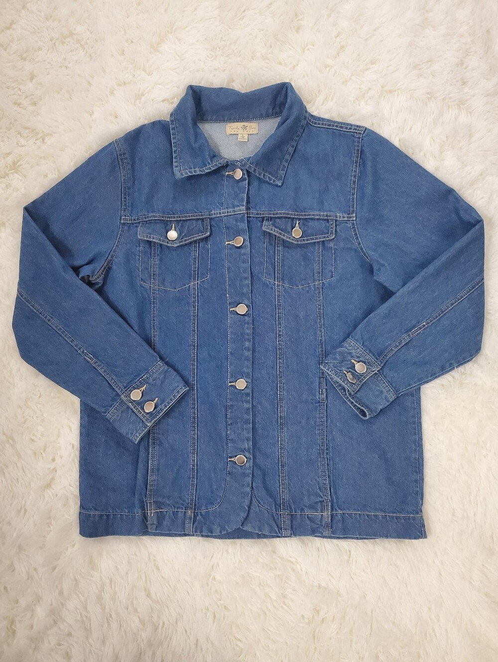 Turtle Bay New York Size L Classic Button Front Long Sleeve Denim Jacket